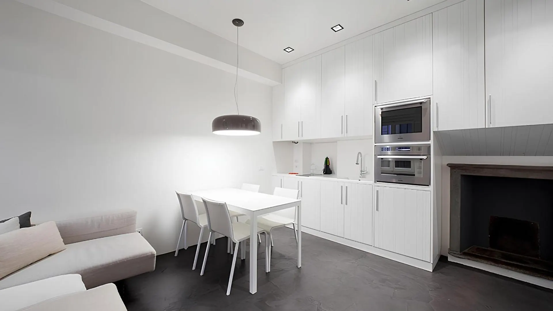Suite Lux Near Duomo / Mm Tricolore Milano 0*,
